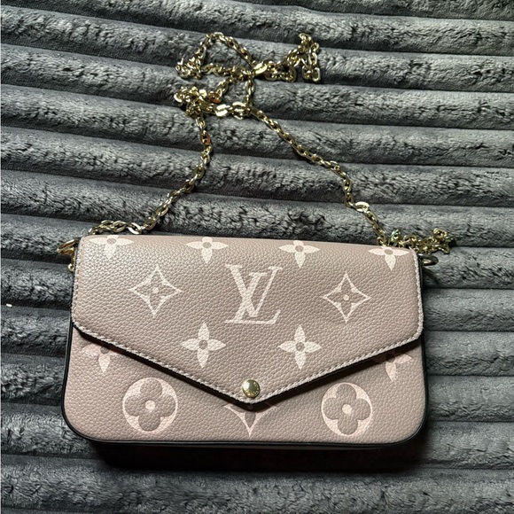 Louis Vuitton Handbags - Louis Vuitton Taupe Monogram Clutch with Gold Chain